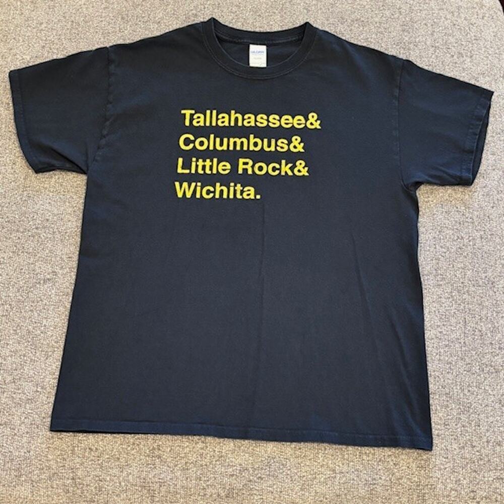 Mens size large Zombieland: Double Tap short sleeve movie promo shirt 2019